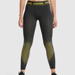 Black and Green Gym Shark Leggings